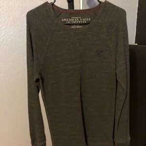 American Eagle long sleeve dark color shirt
